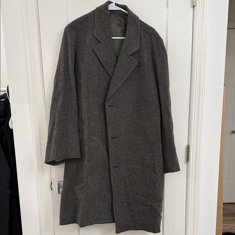 Men's Gray Overcoat